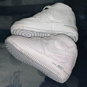 Infant AF1’s Size 2C. Fits 3-6mos